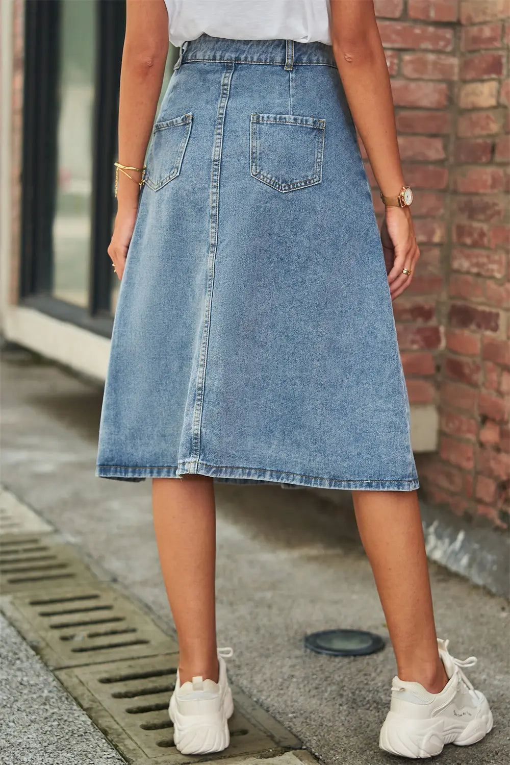Versatile Slim Denim Button-down Skirt