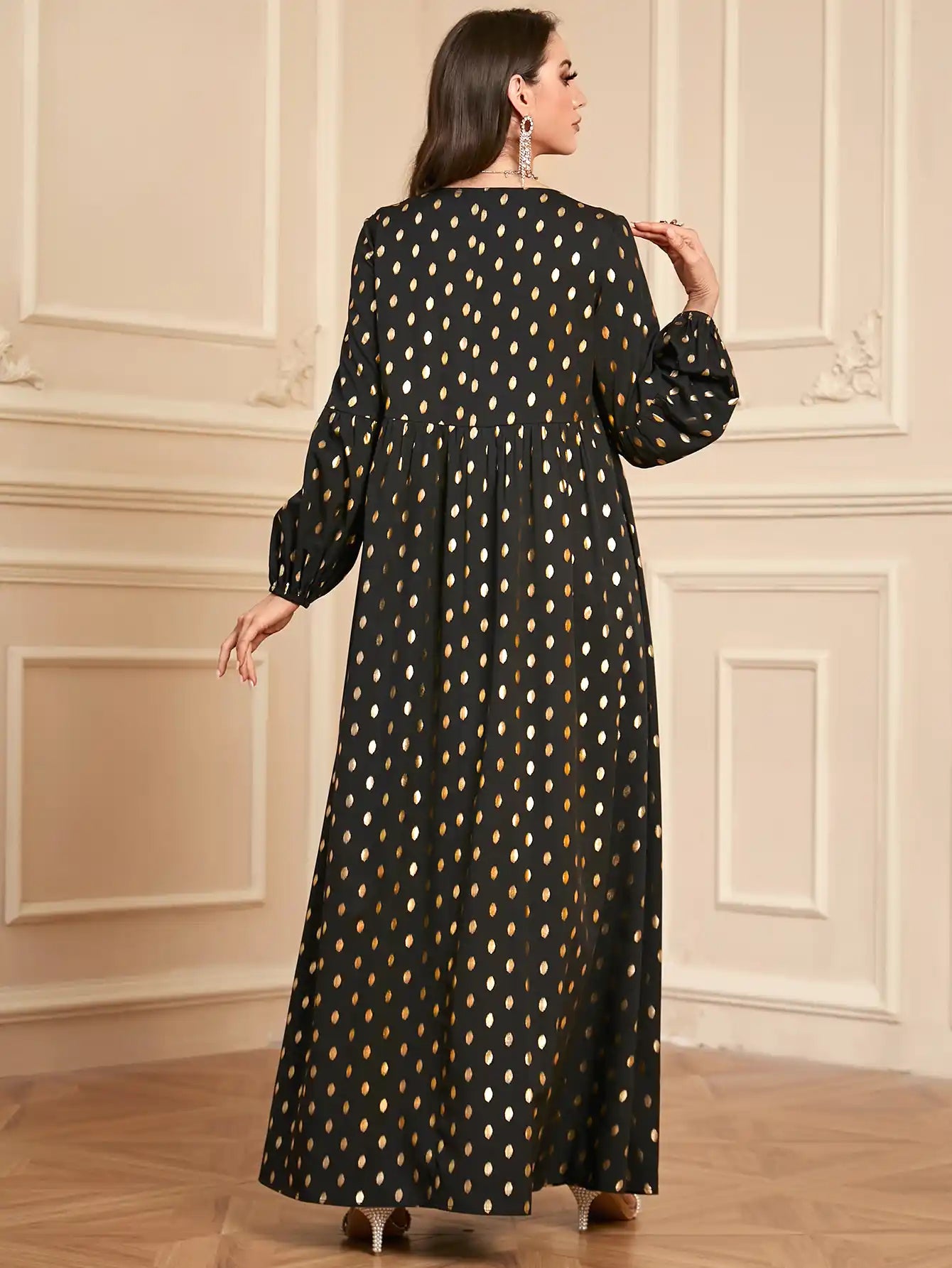 2135 Muslim Robe Embroidery Gold Stamping Dress