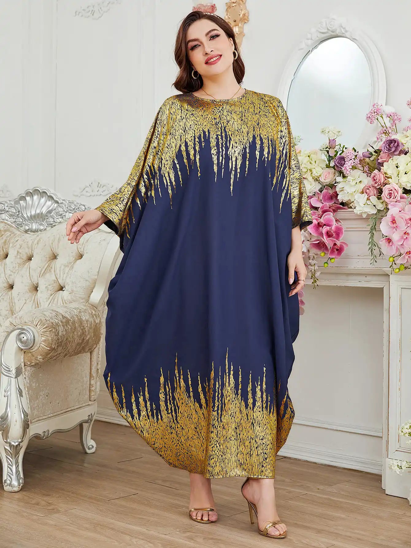 3057 Muslim Gilded Bat Sleeve Loose Dress Robe