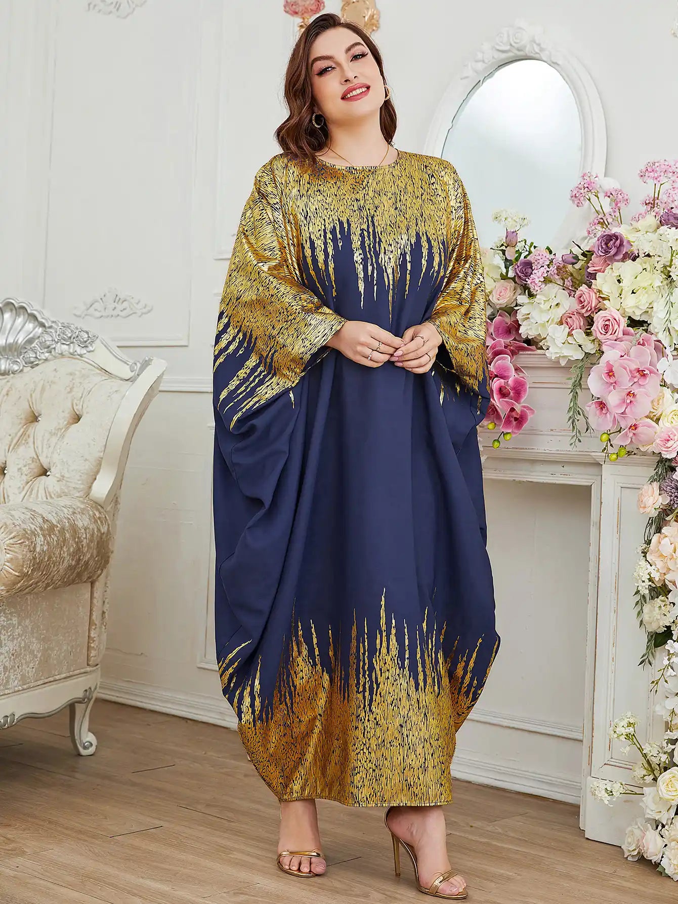 3057 Muslim Gilded Bat Sleeve Loose Dress Robe