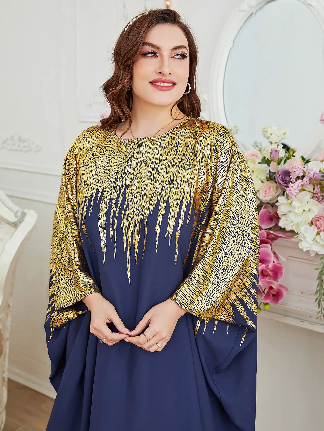 3057 Muslim Gilded Bat Sleeve Loose Dress Robe