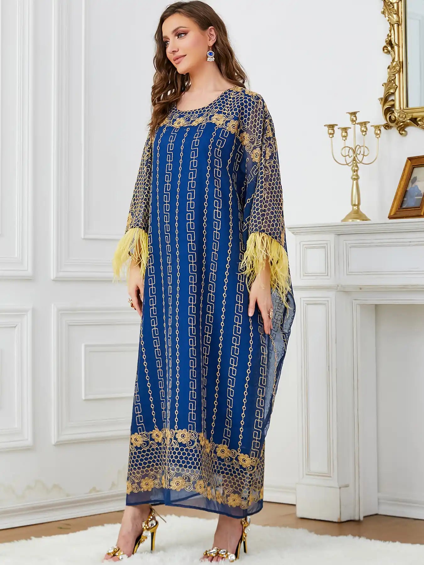 3643 Arabic Clothing Loose Bat Sleeve Embroidered Dress Abaya