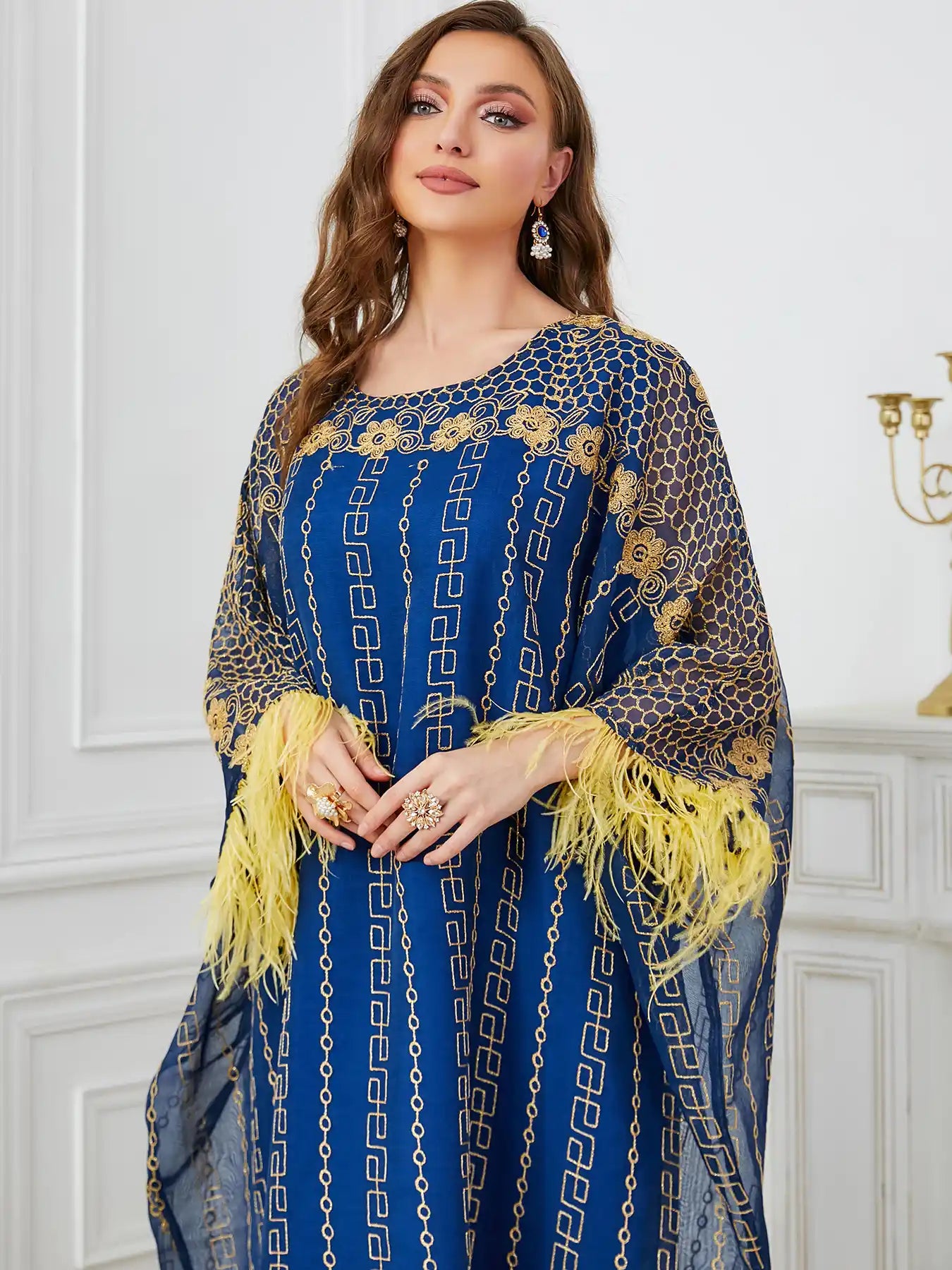 3643 Arabic Clothing Loose Bat Sleeve Embroidered Dress Abaya