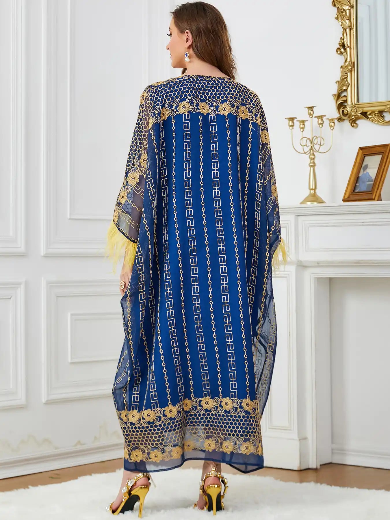 3643 Arabic Clothing Loose Bat Sleeve Embroidered Dress Abaya