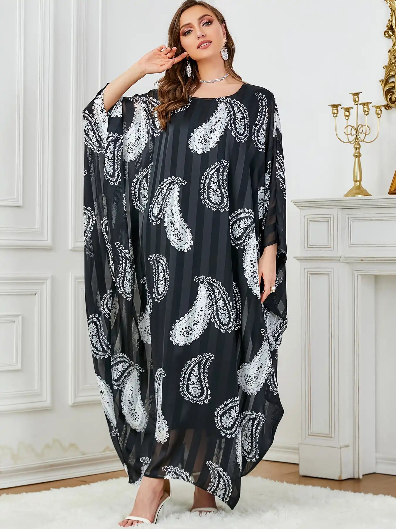 3671 Arabian Women Robe Bat Sleeve Dress