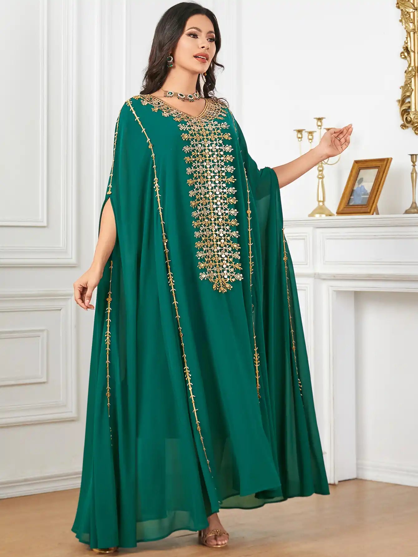 3907 Arabic Bat Sleeve Large Size Heavy Embroidery Dress