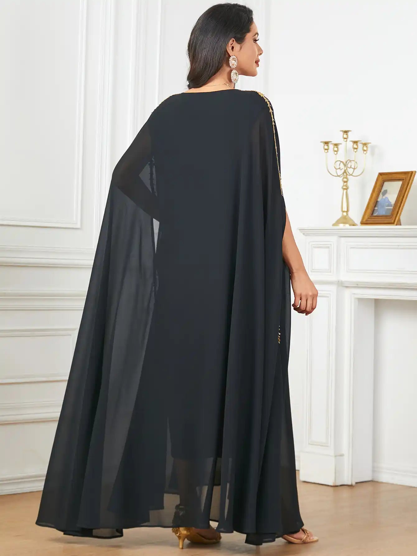 3907 Arabic Bat Sleeve Large Size Heavy Embroidery Dress