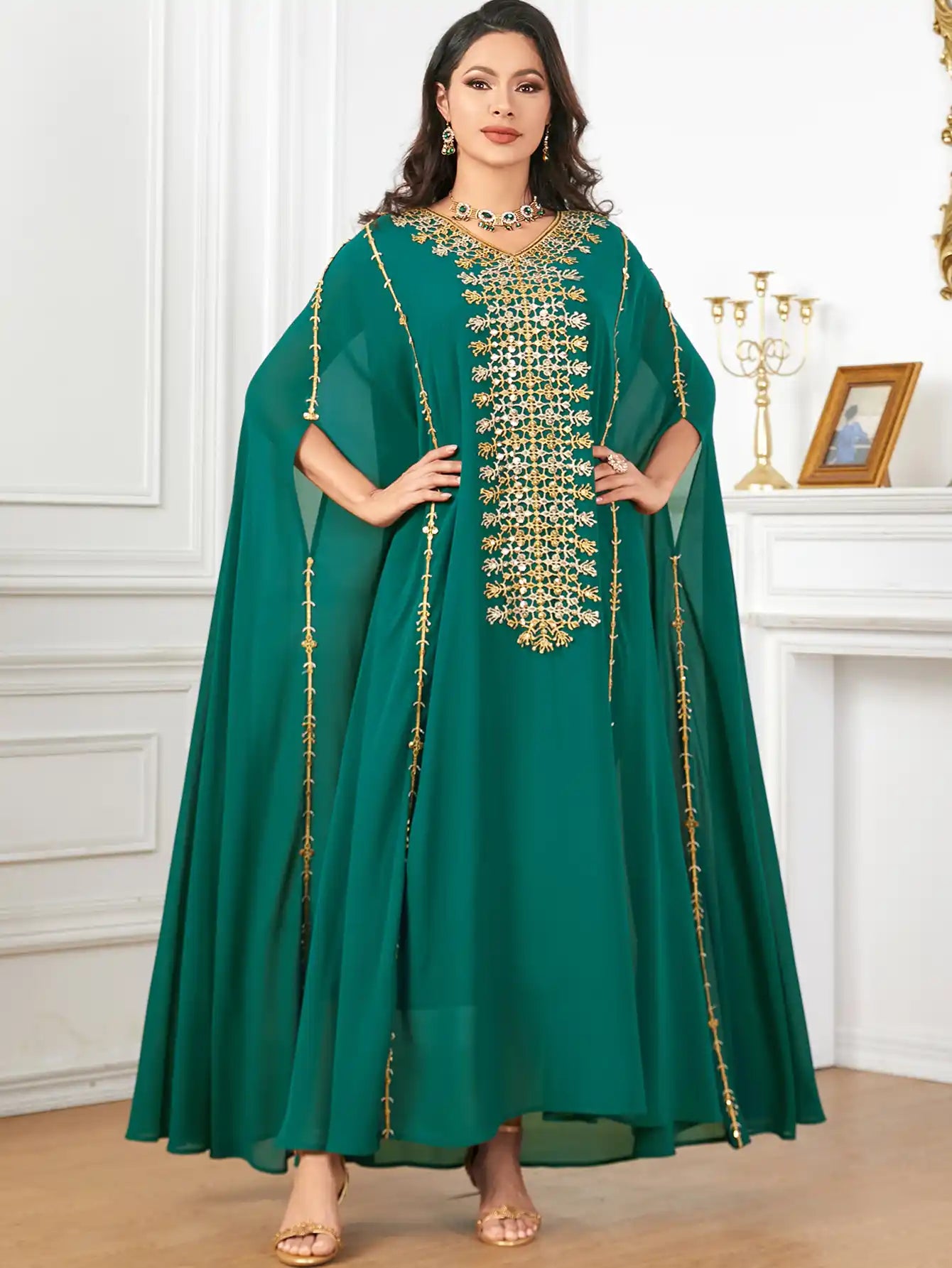 3907 Arabic Bat Sleeve Large Size Heavy Embroidery Dress