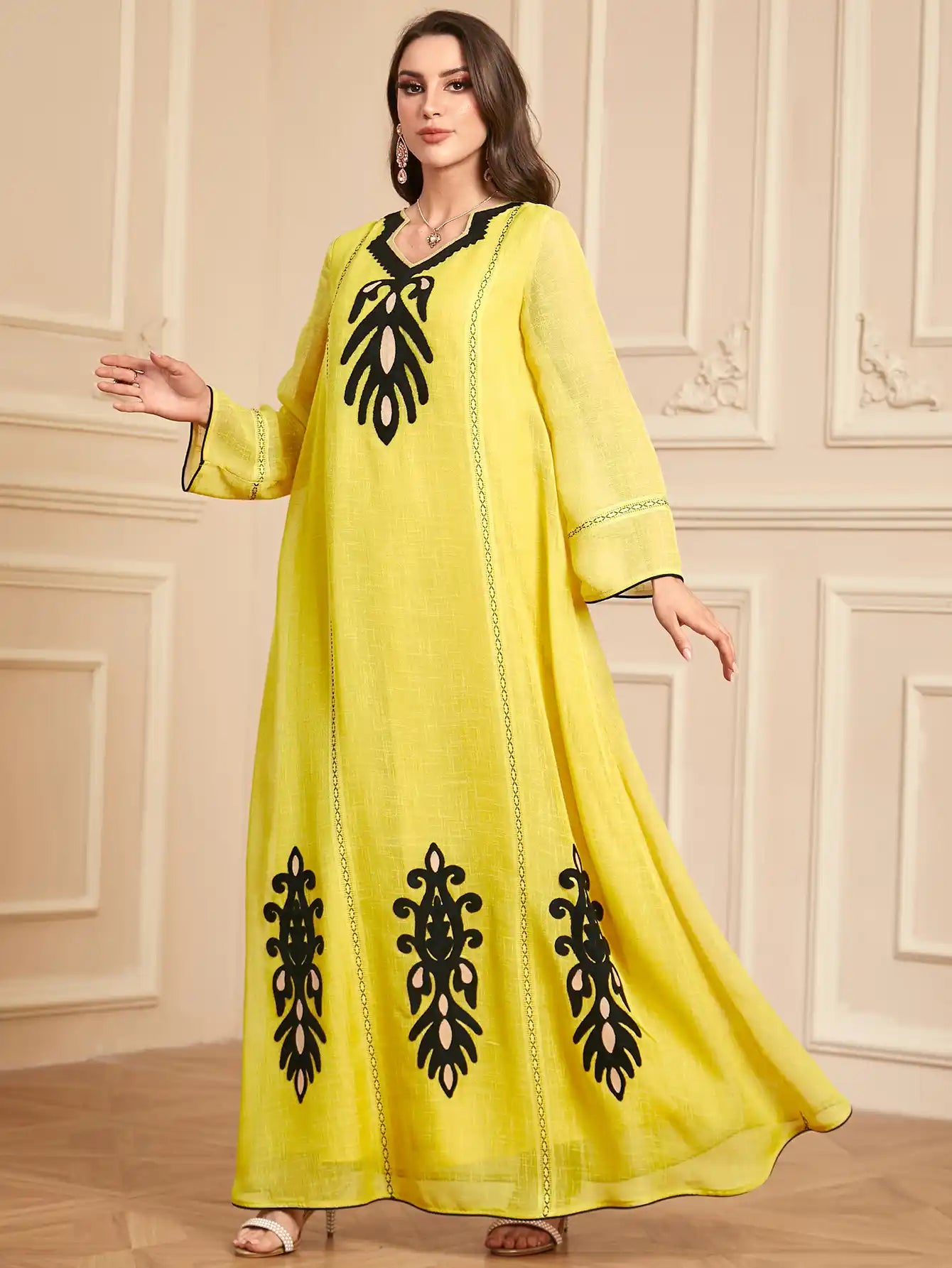 4091 Muslim Robe Embroidered Abayas Dress