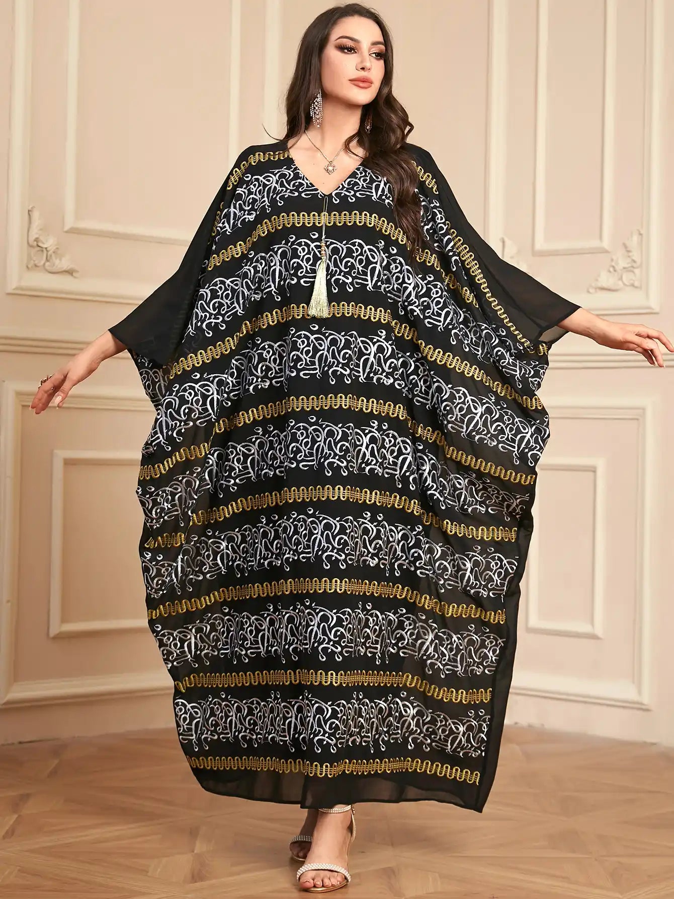 4115 Muslim Loose Robe Bat Sleeve Tassel Embroidery Chiffon Dress