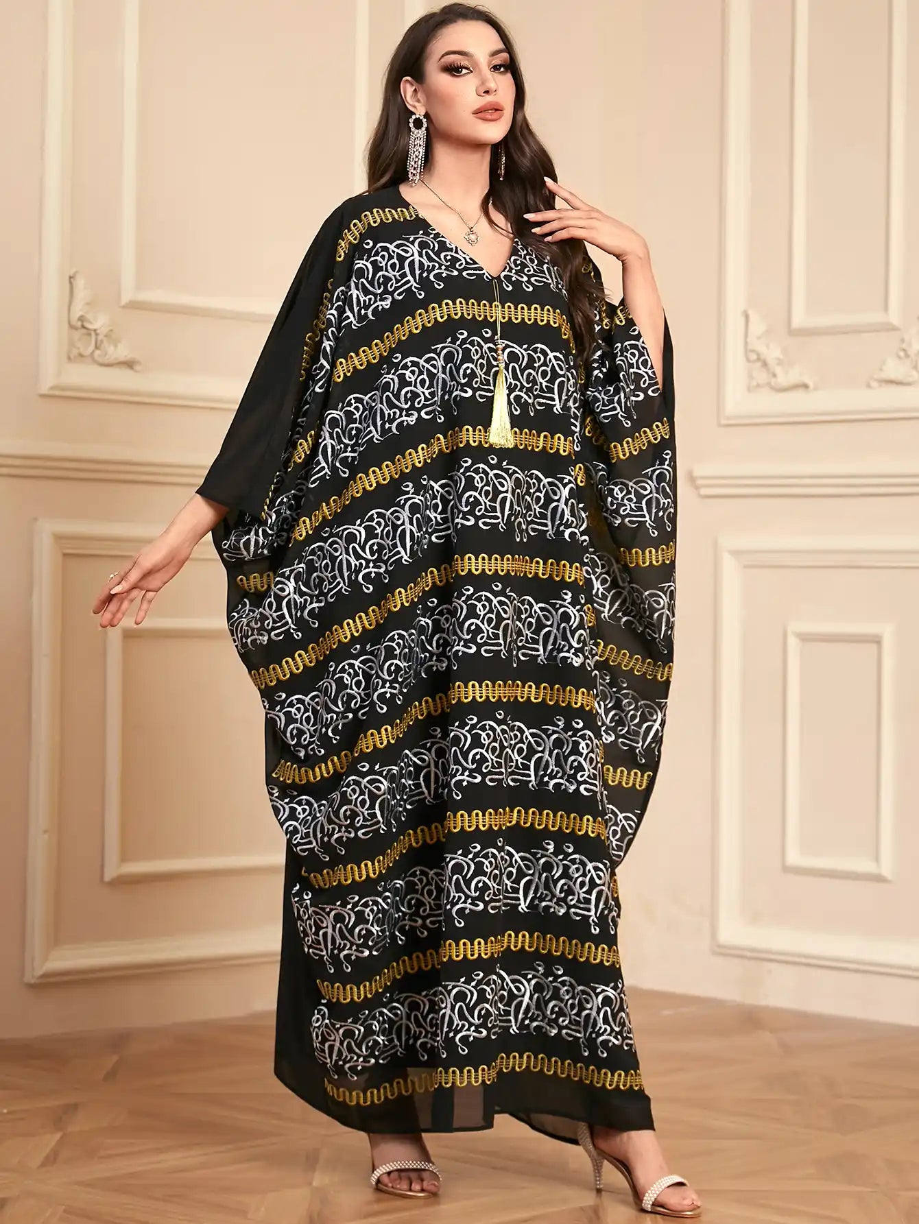 4115 Muslim Loose Robe Bat Sleeve Tassel Embroidery Chiffon Dress