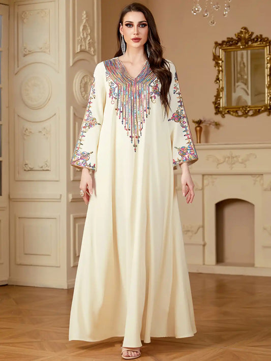 4136 Robe Embroidery Cord Embroidery Muslim V-neck Dress