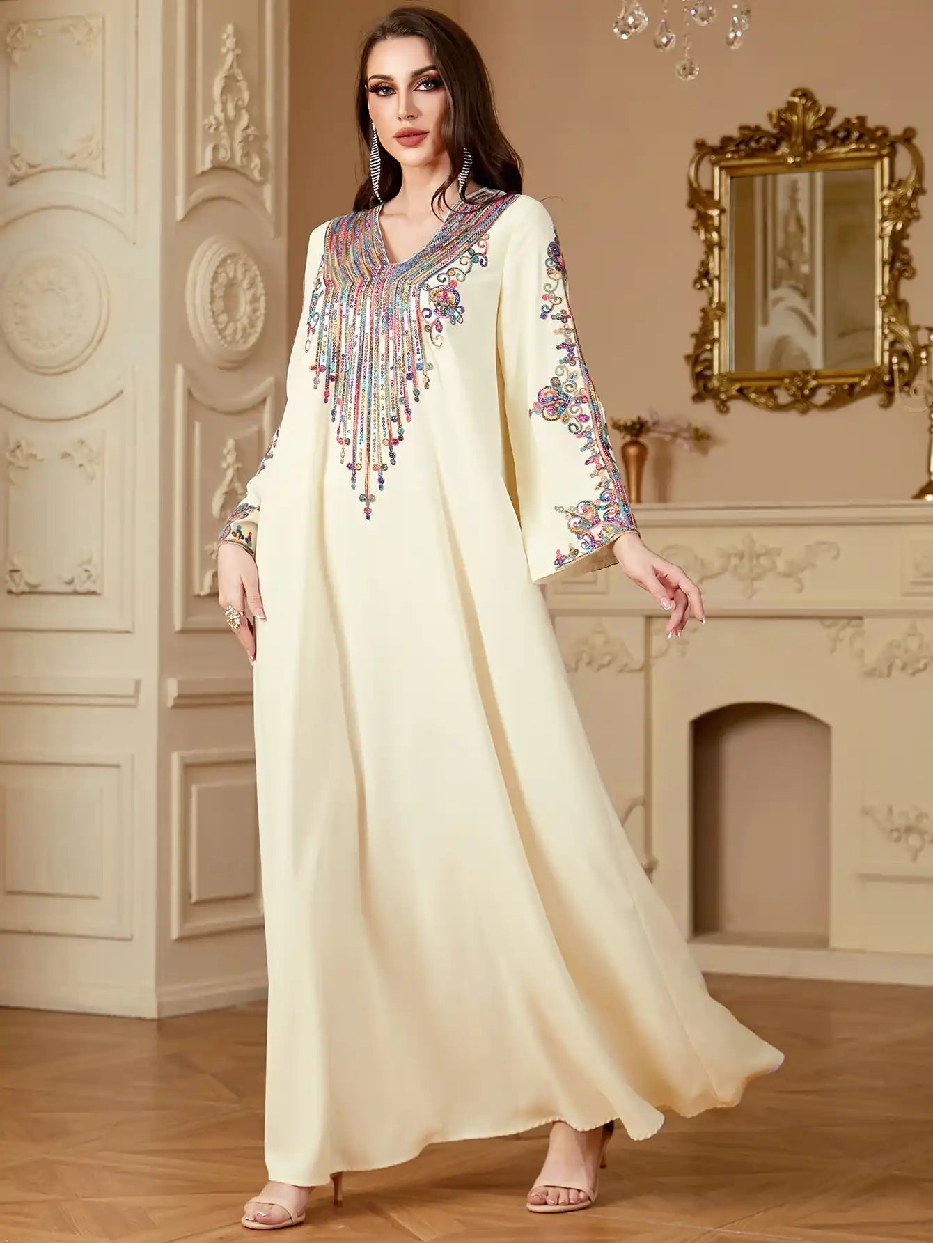 4136 Robe Embroidery Cord Embroidery Muslim V-neck Dress