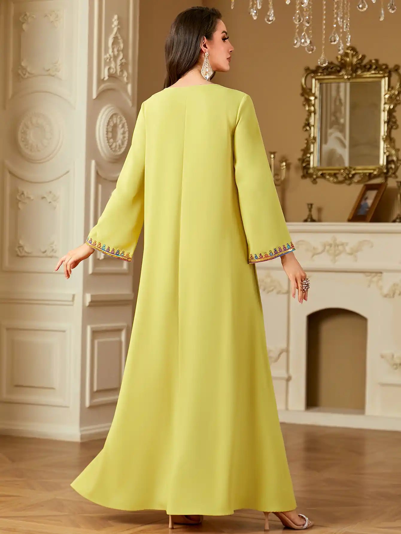 4220 Muslim Sequin Embroidery Arabian Dubai Robe