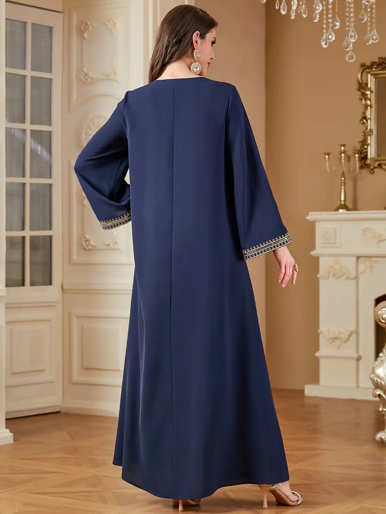 4330 Loose Embroidered Dress Arab Robe