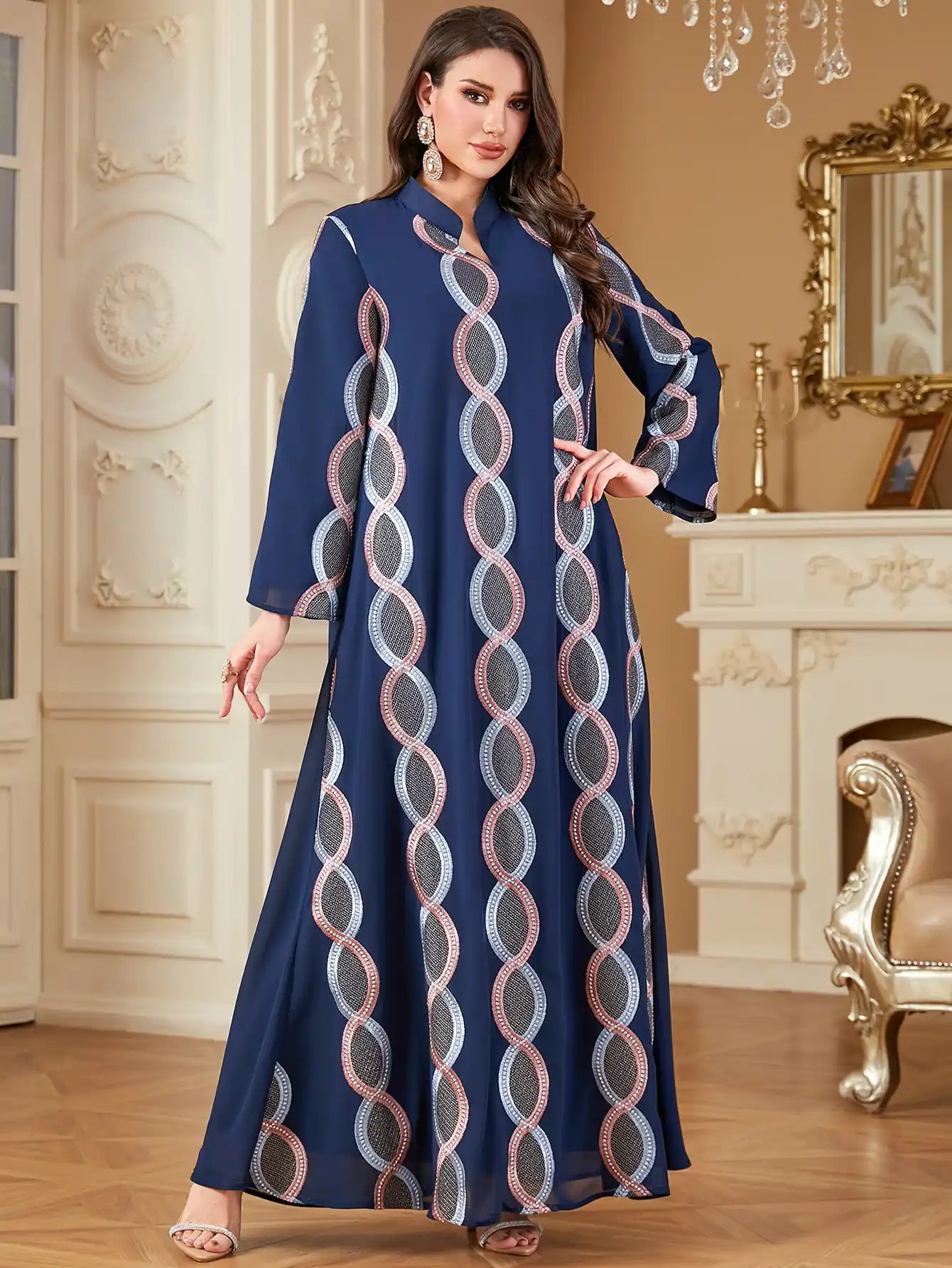 4348 Arabic Robe Embroidered Muslim Dress