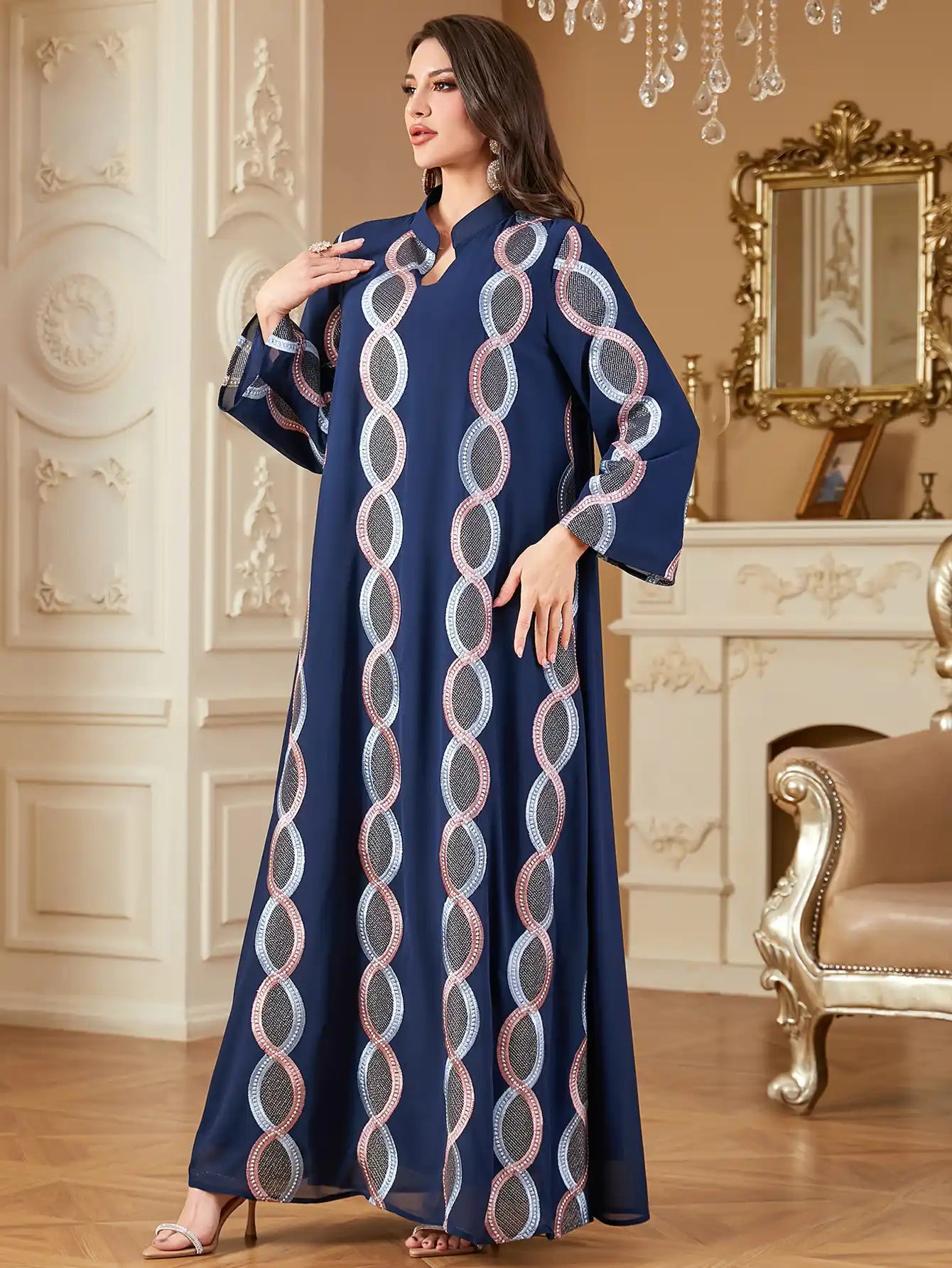 4348 Arabic Robe Embroidered Muslim Dress