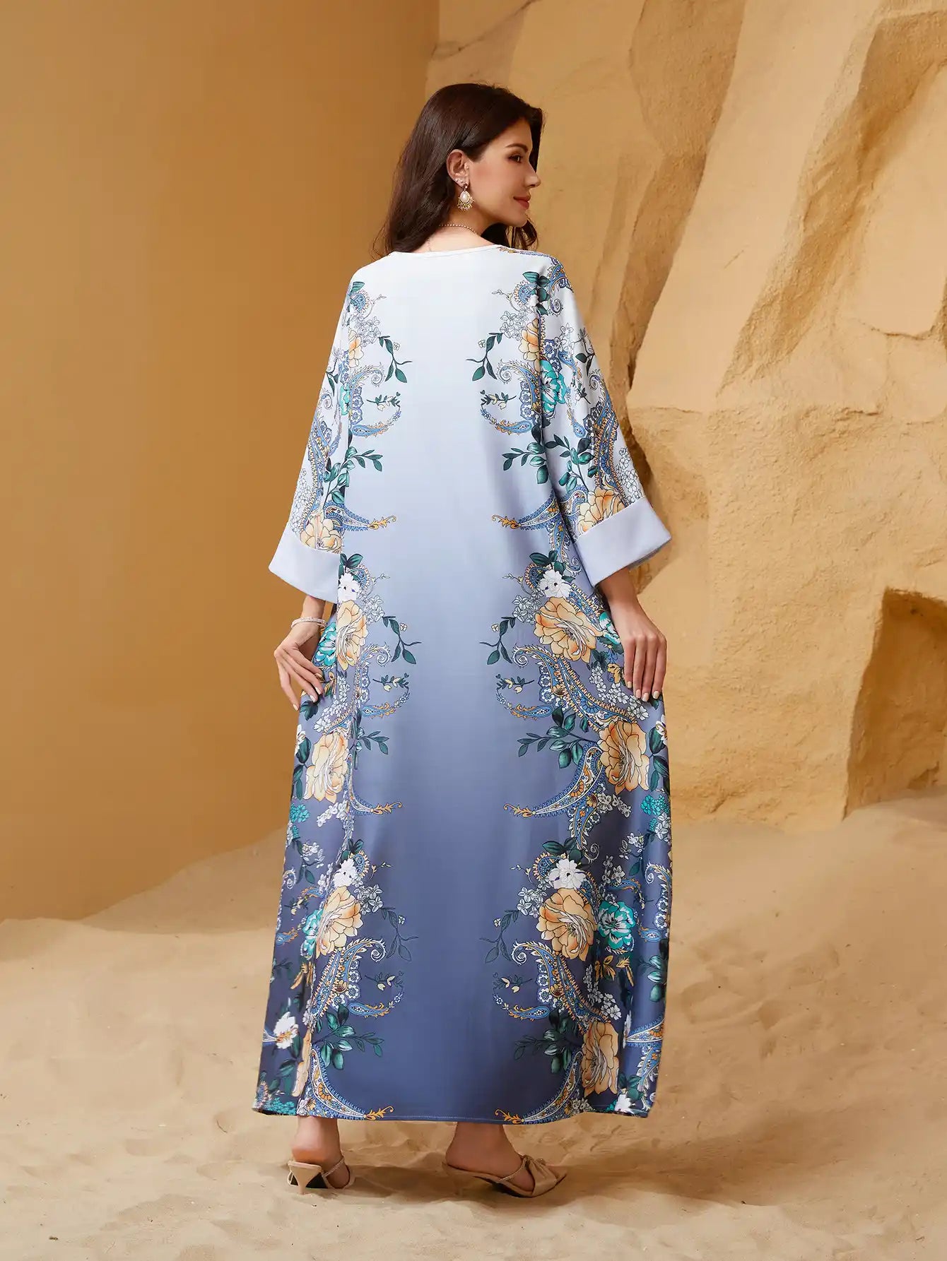 NC17 Muslim Beaded Rhinestone Loose Abaya Robe